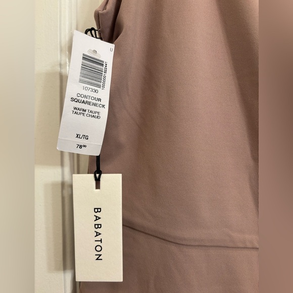 NWT aritzia babaton contour romper - Picture 6 of 7